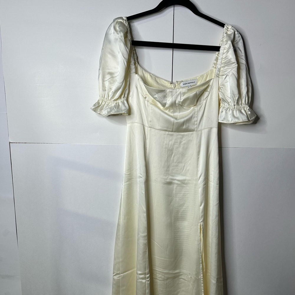 WE WORE WHAT Puff Sleeve Midi Dress - Picture 4 of 10